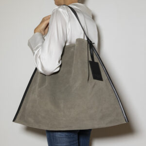 Anaplasis Suede Bag - Image 5